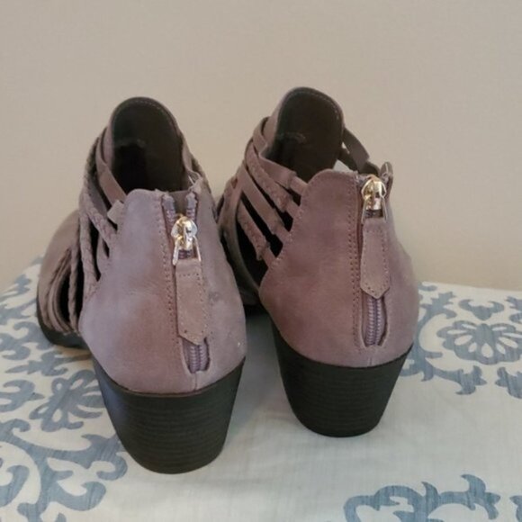 Fergalicious Braided Ankle Booties Size 8.5 New - Picture 9 of 9